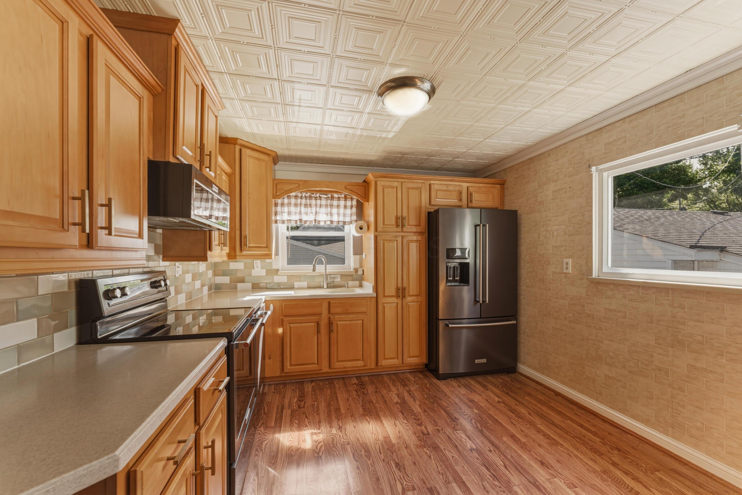 291 Hawthorne Road Sunbury, OH 43074 - Photo 10 of 29 Kitchen1