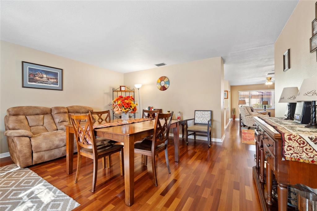 2101 Sunset Point Road, Unit 1102 Clearwater, FL 33765 - Photo 2 of 27 Living room