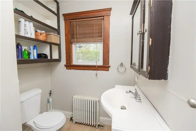 $3,500 | 556 East Main Road, Middletown, RI 02842