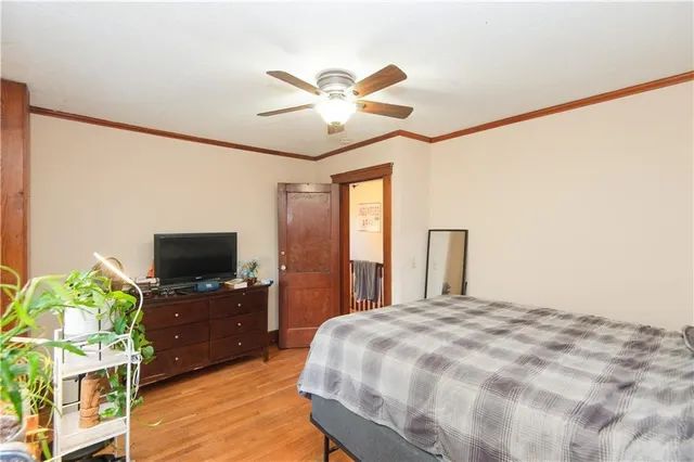 $3,500 | 556 East Main Road, Middletown, RI 02842