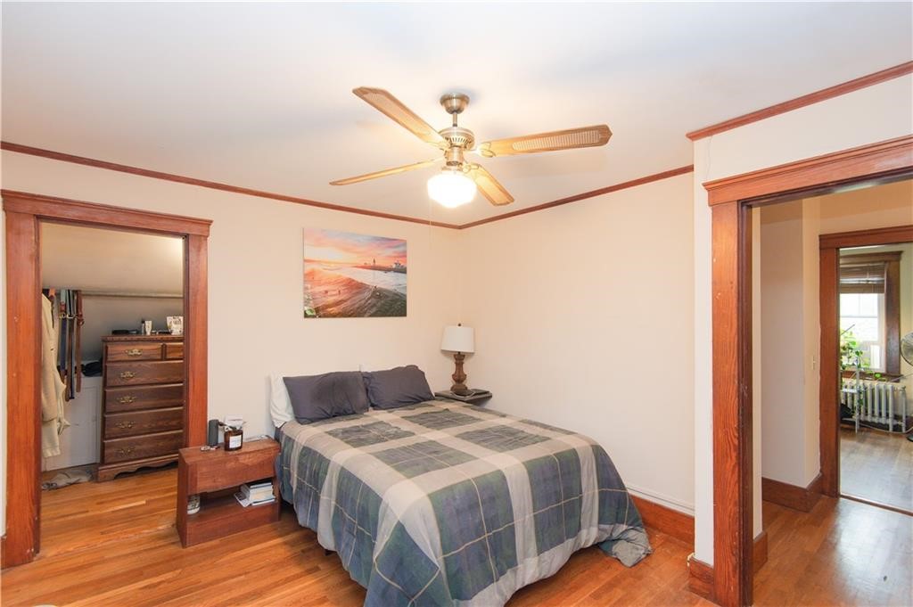 556 East Main Road Middletown, RI 02842 - Photo 26 of 34