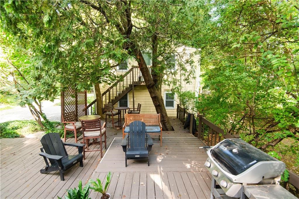 556 East Main Road Middletown, RI 02842 - Photo 34 of 34