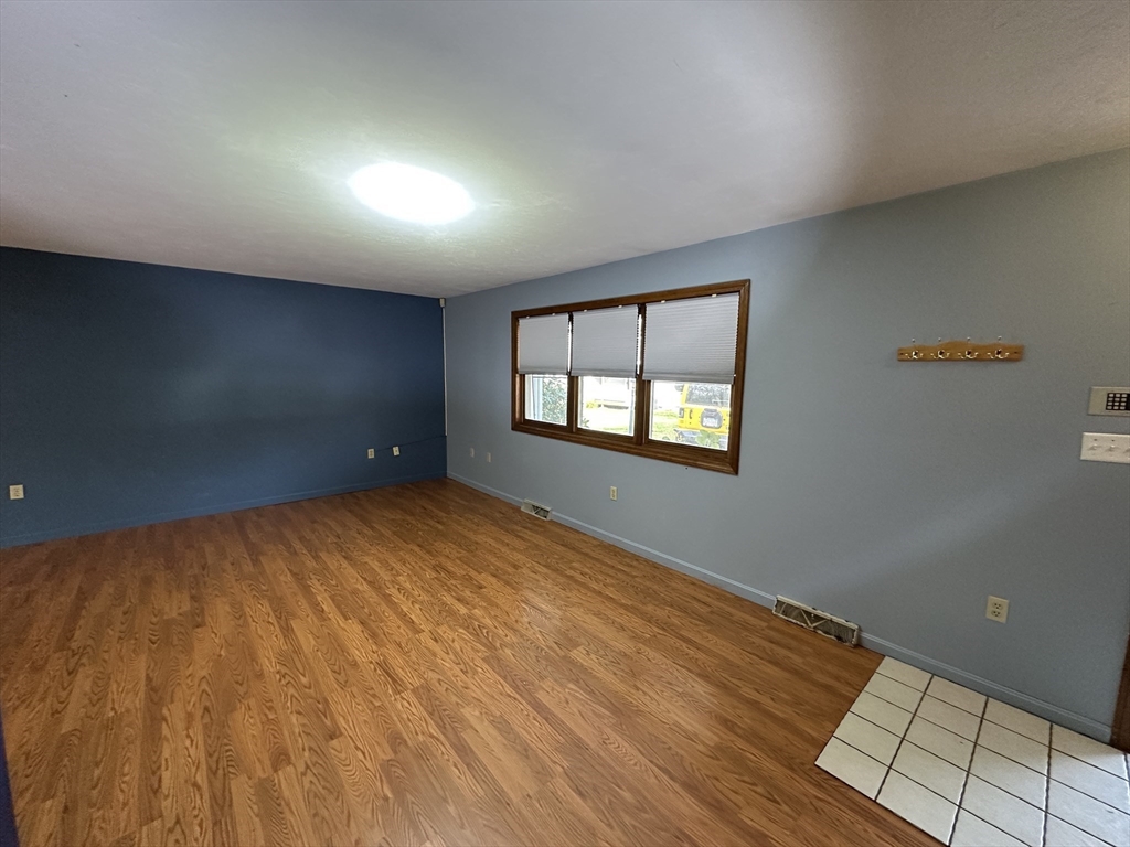 447 Stafford Road, Unit C4 Tiverton, RI 02878 - Photo 11 of 34 Gallery Image 11
