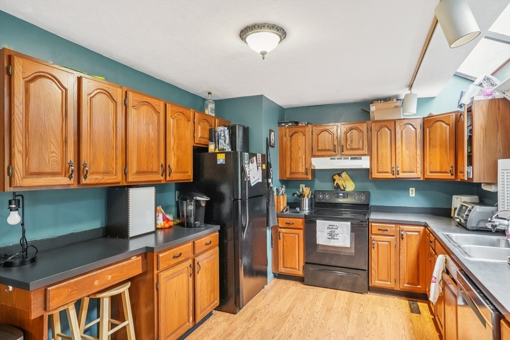 447 Stafford Road, Unit C4 Tiverton, RI 02878 - Photo 5 of 34 Gallery Image 5