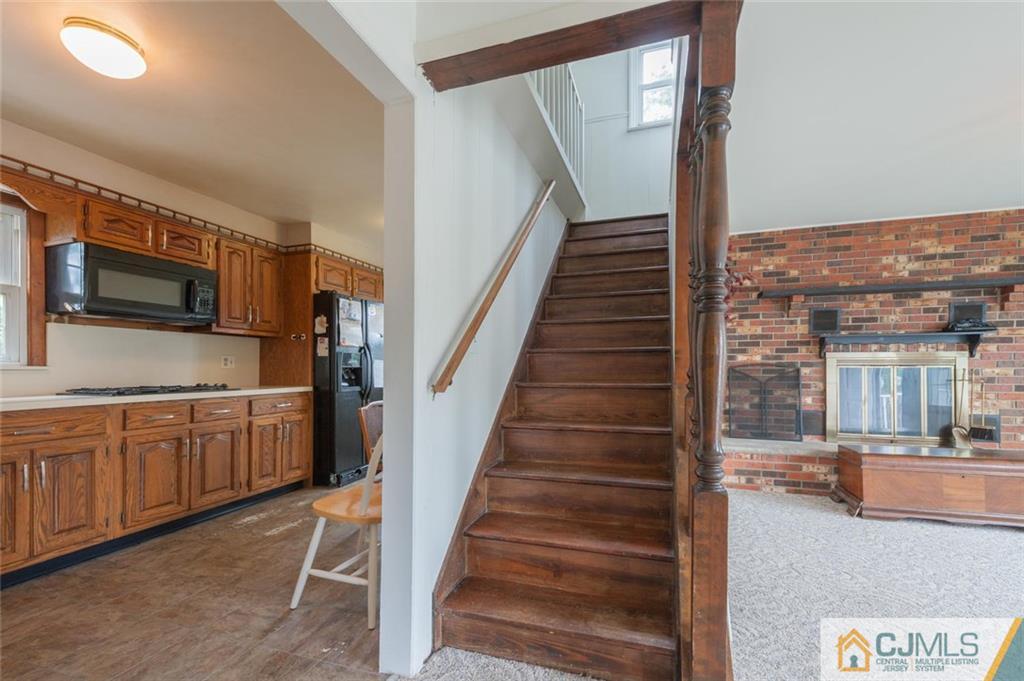 39 Highview Road East Brunswick, NJ 08816 - Photo 6 of 15 Gallery Image 6