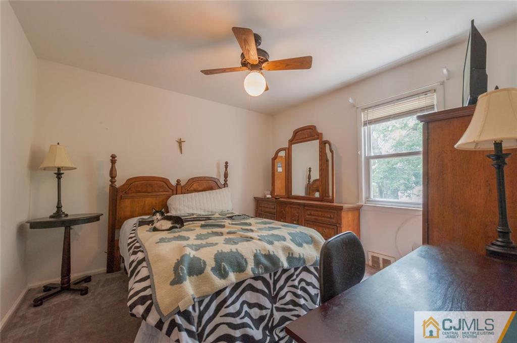 39 Highview Road East Brunswick, NJ 08816 - Photo 7 of 15 Gallery Image 7