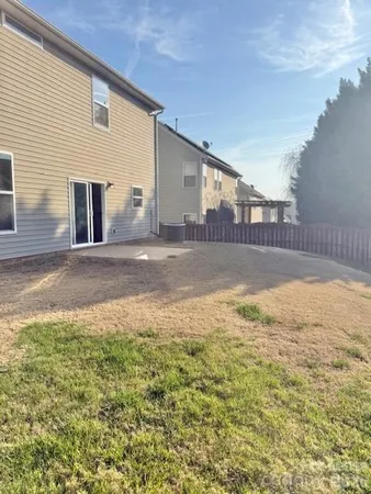 $2,400 | 142 Saye Place, Mooresville, NC 28115