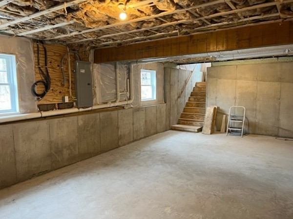 178 Andover Road Billerica, MA 01821 - Photo 38 of 39 a view of an empty room with wooden floor