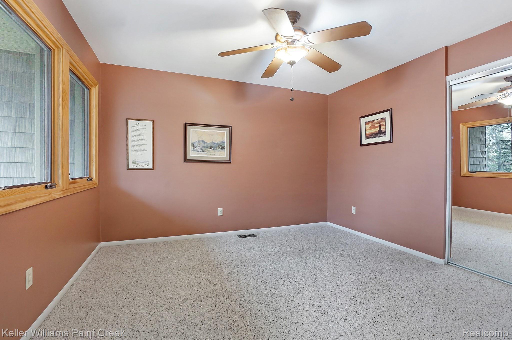 1300 John R Road Rochester, MI 48307 - Photo 33 of 60 Comfortable Bedroom upstairs
