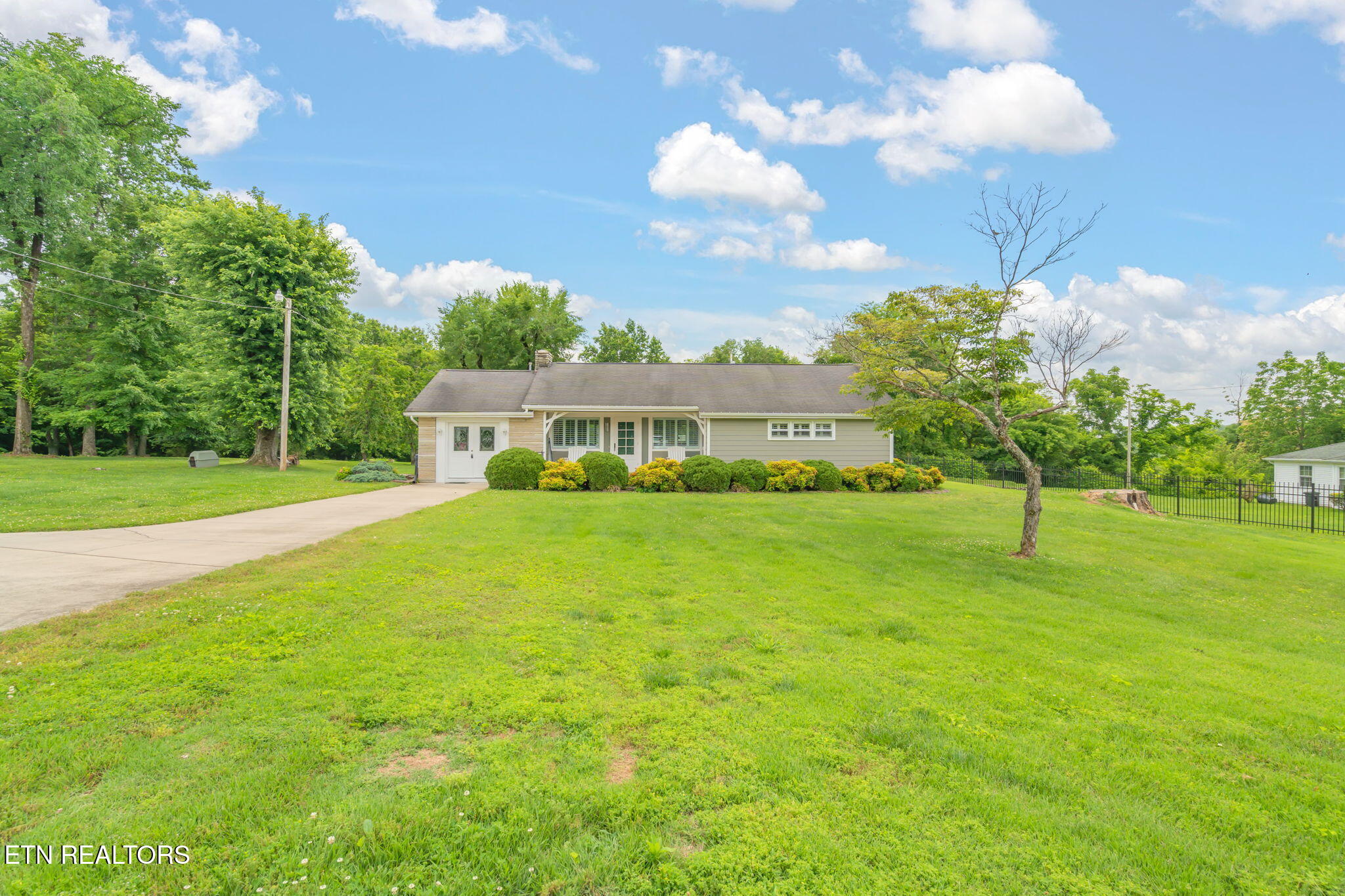 252 Harding Road Harriman, TN 37748 - Photo 13 of 60 4-web-or-mls-252 Harding Road-2