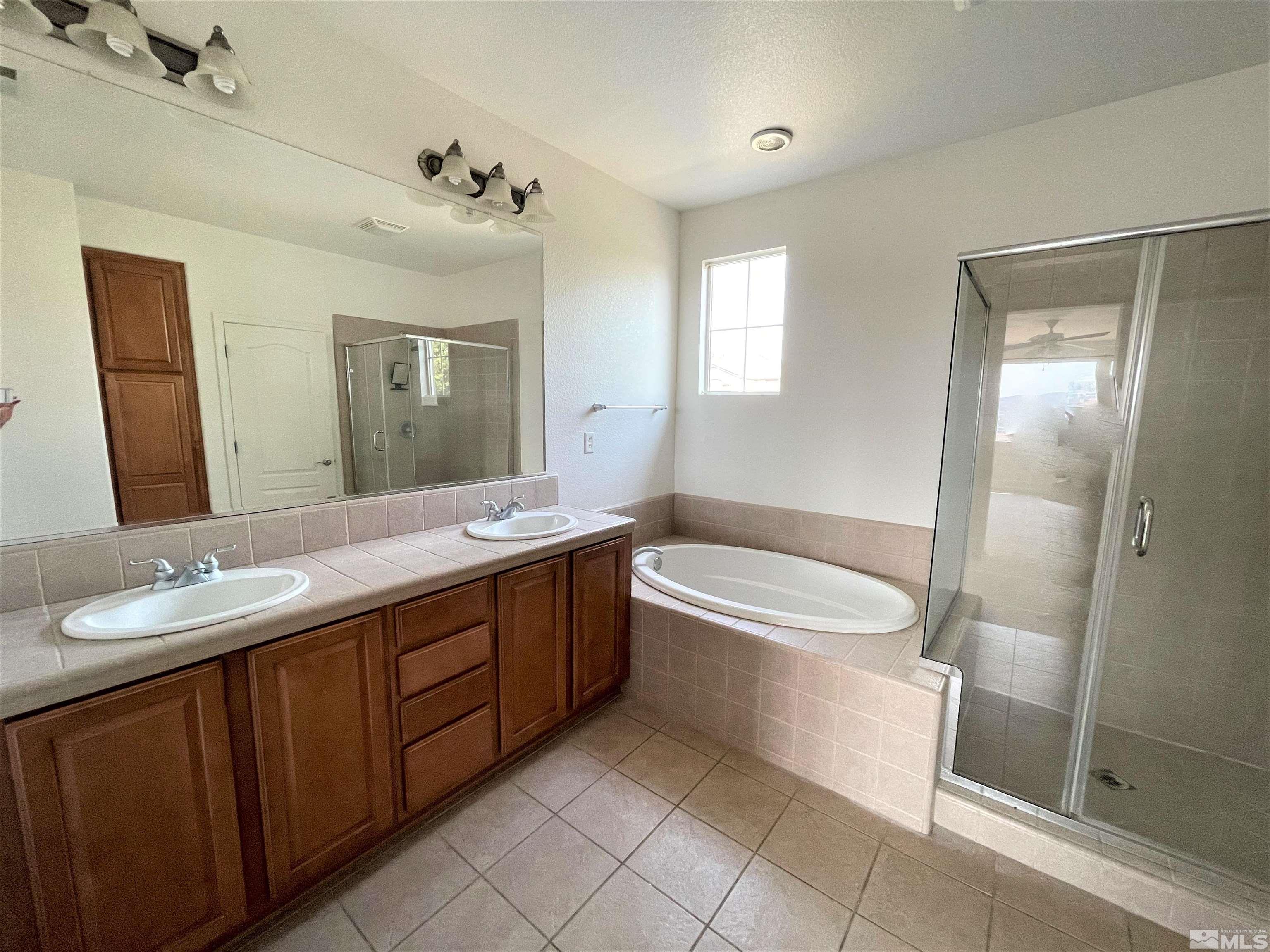 965 North University Park Loop Reno, NV 89512 - Photo 11 of 20 Photo 11