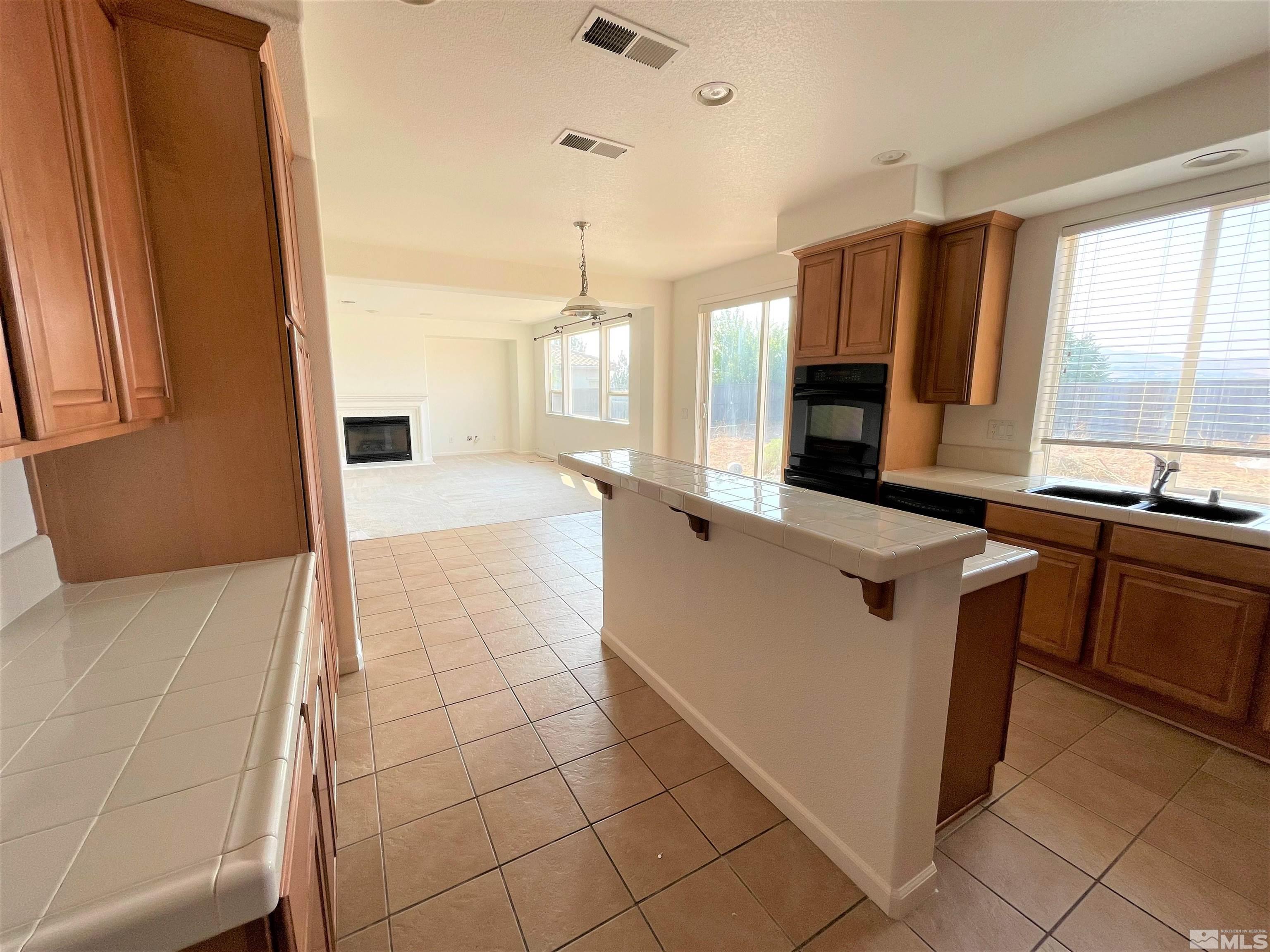 965 North University Park Loop Reno, NV 89512 - Photo 4 of 20 Photo 4