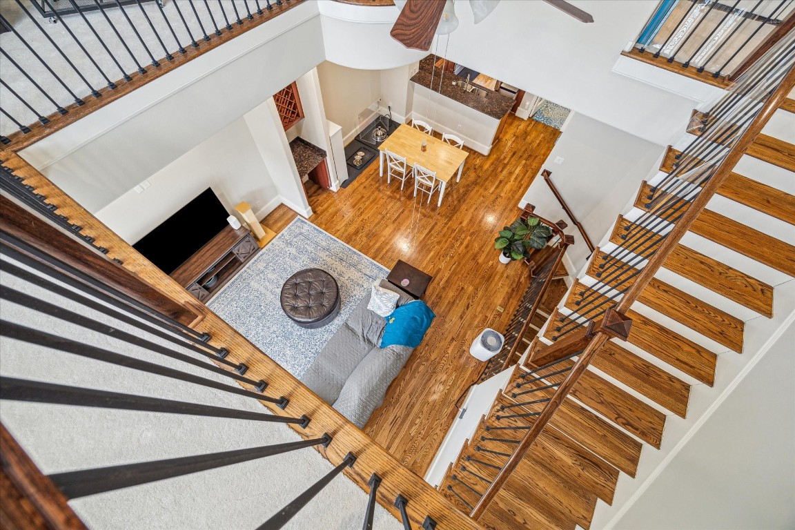 1046 West 23rd Street, Unit C Houston, TX 77008 - Photo 7 of 15 a view of outdoor space with seating