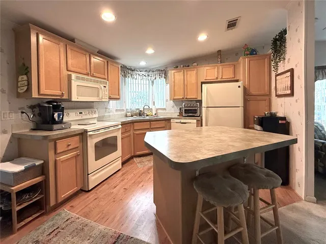 $245,000 | 225 Port Royal Lane, Apollo Beach, FL 33572