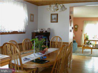 3430 Primrose Road Philadelphia, PA 19114 - Photo 3 of 6 Gallery Image 3