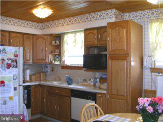3430 Primrose Road Philadelphia, PA 19114 - Photo 4 of 6 Gallery Image 4