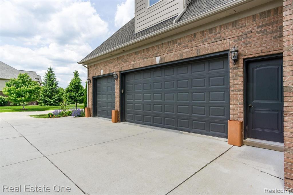 1485 Traceky Drive Rochester Hills, MI 48306 - Photo 37 of 45