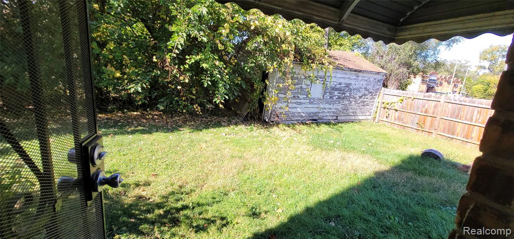 16887 Evergreen Road Detroit, MI 48219 - Photo 20 of 22 Gallery Image 20