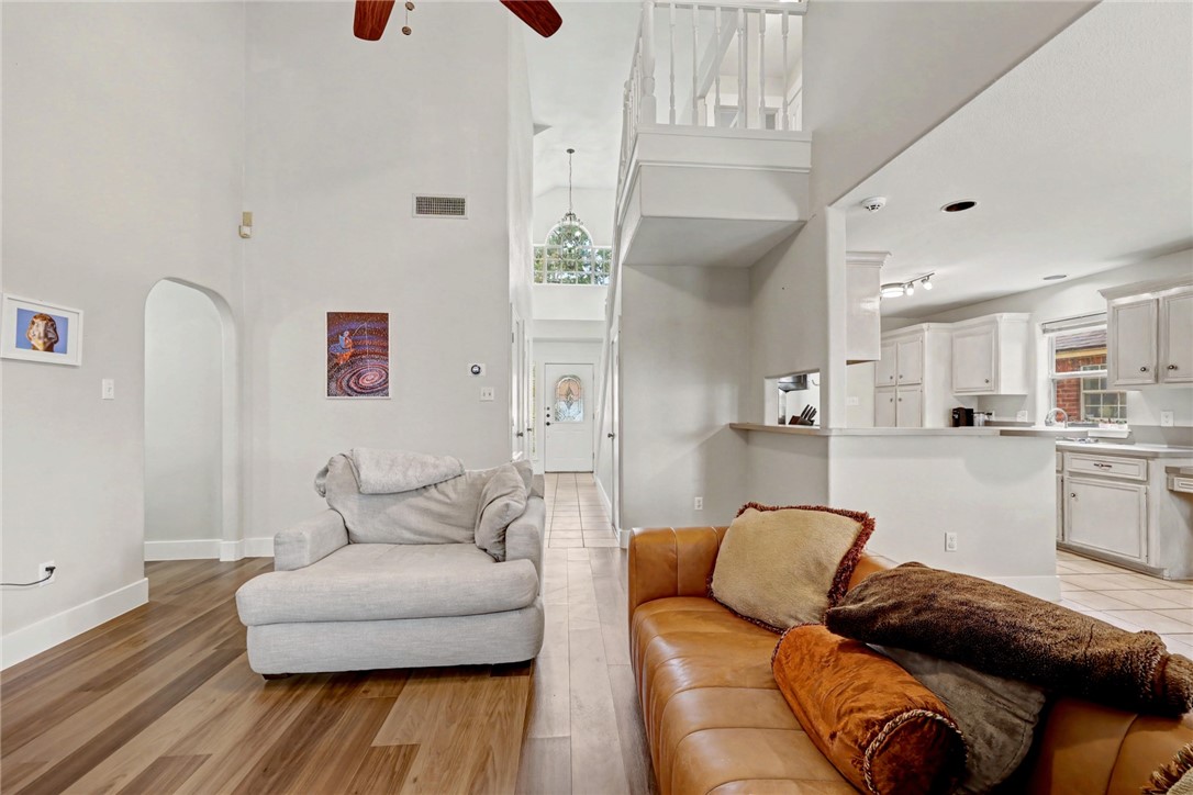 7541 Yorkshire Drive Corpus Christi, TX 78413 - Photo 12 of 32 a living room with furniture and kitchen view