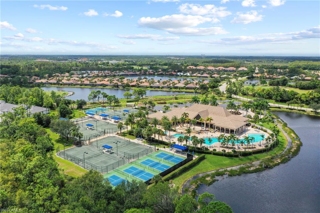 10231 Glastonbury Circle, Unit 101 Fort Myers, FL 33913 - Photo 28 of 35 a view of a city