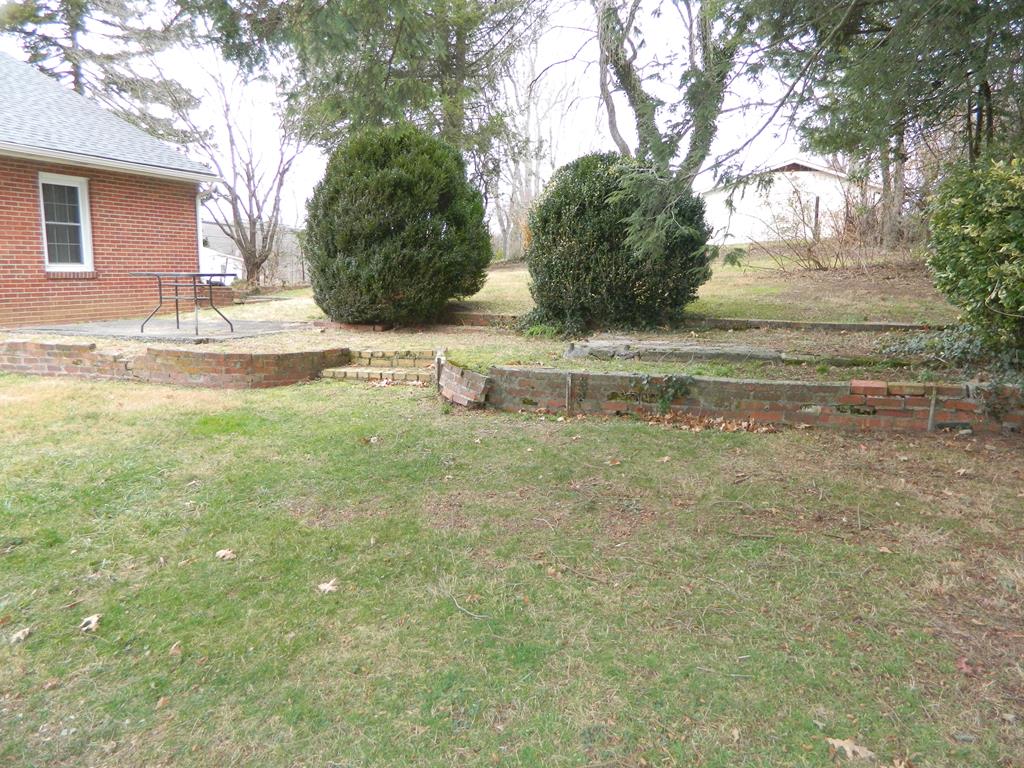 225 Maple Street Glade Spring, VA 24340 - Photo 64 of 66 Gallery Image 64