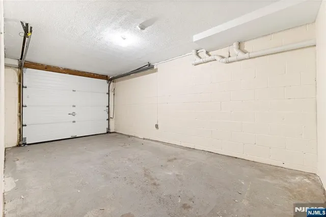 $359,000 | 12 Carmella Court, Newark, NJ 07104