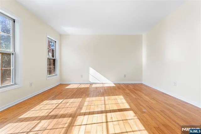 $359,000 | 12 Carmella Court, Newark, NJ 07104