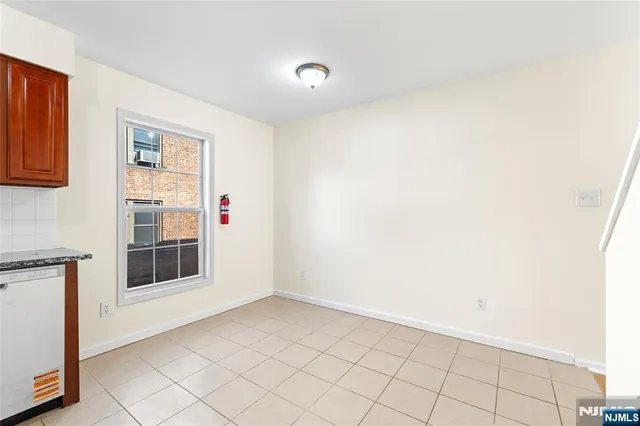 $359,000 | 12 Carmella Court, Newark, NJ 07104