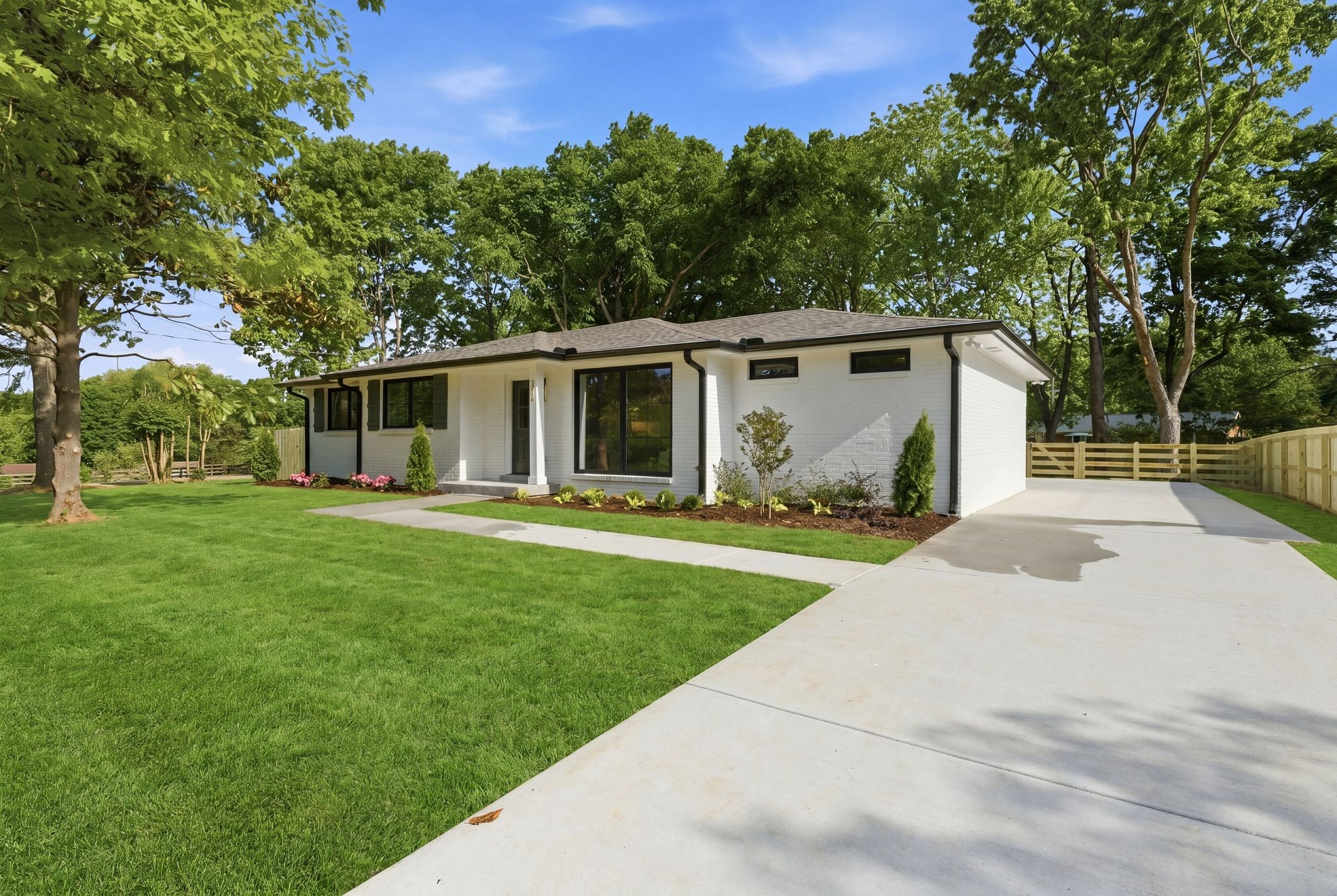 344 Blackman Road Nashville, TN 37211 - Photo 4 of 34 Gallery Image 4