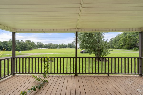 301 Shirley Bates Road Clifton, TN 38425 - Photo 10 of 42 Gallery Image 10