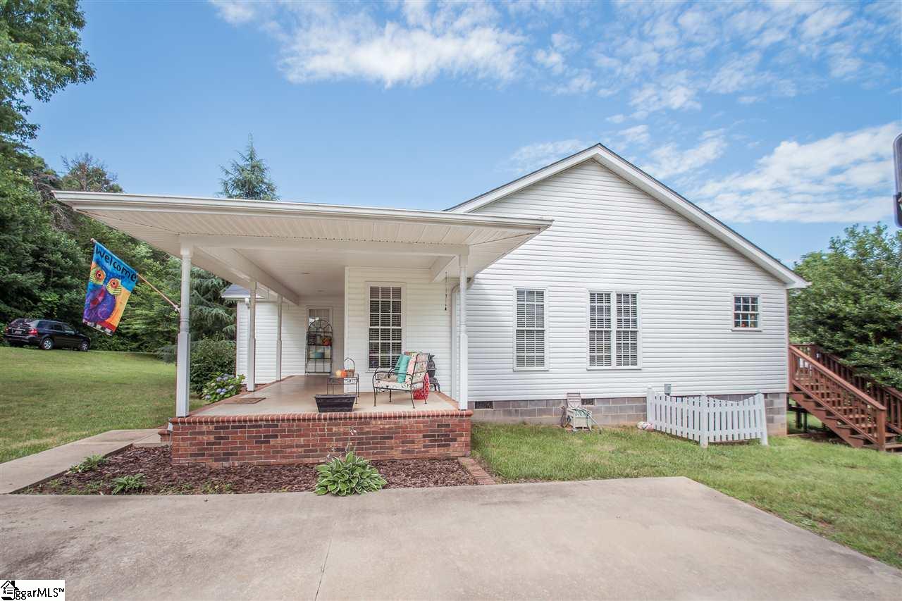 434 Scotland Road Easley, SC 29640 - Photo 3 of 34