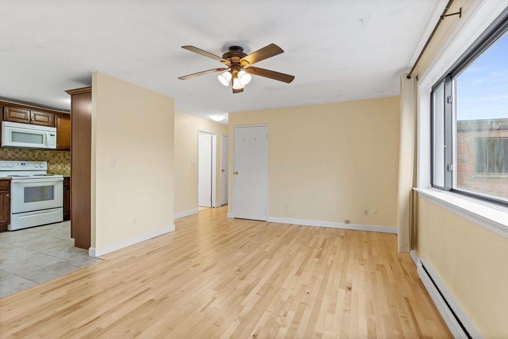77 Nicholas Road, Unit J Framingham, MA 01701 - Photo 3 of 15 Gallery Image 3