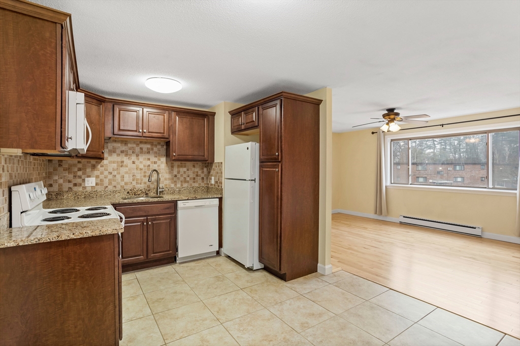 77 Nicholas Road, Unit J Framingham, MA 01701 - Photo 5 of 15 Gallery Image 5