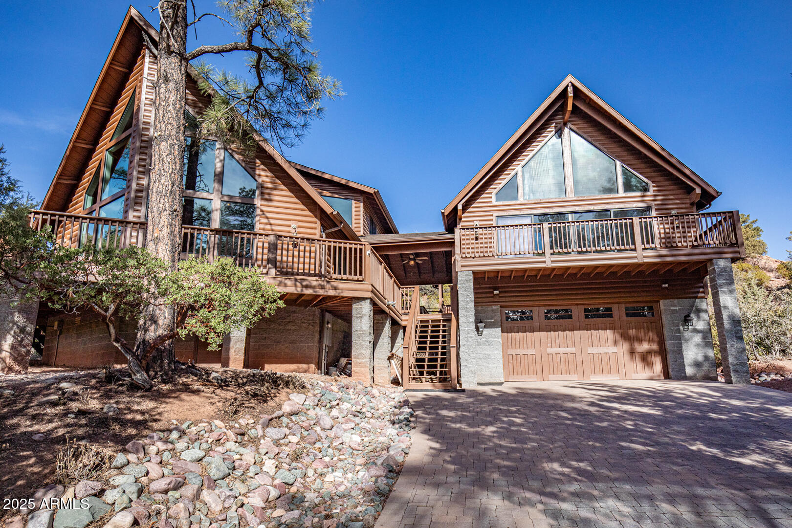 3766 North Raccoon Ridge Circle Pine, AZ 85544 - Photo 3 of 59 0014