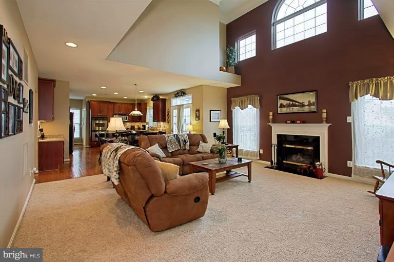 8729 Lords View Loop Gainesville, VA 20155 - Photo 14 of 29 Family Room