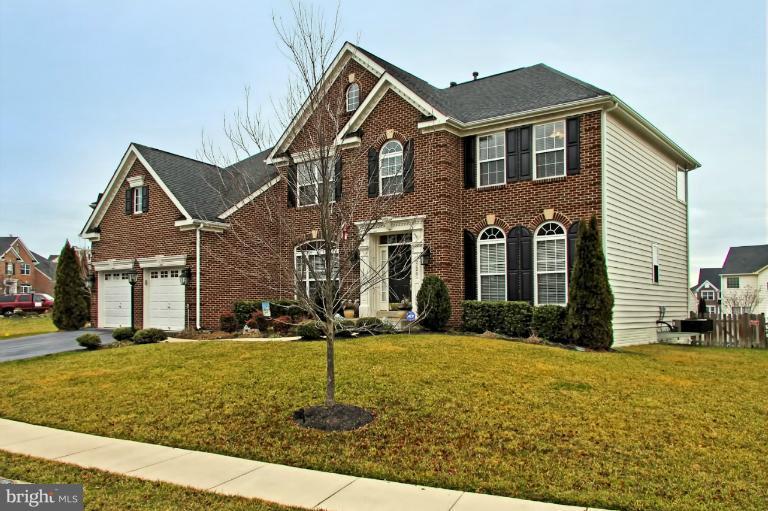 8729 Lords View Loop Gainesville, VA 20155 - Photo 19 of 29 Exterior (Front)