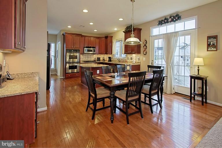 8729 Lords View Loop Gainesville, VA 20155 - Photo 27 of 29 Interior (General)