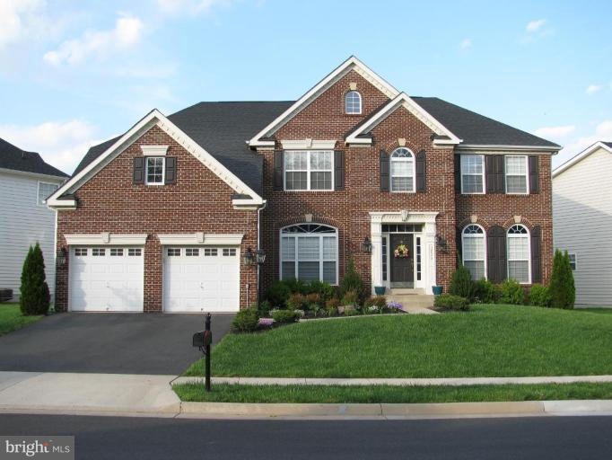 8729 Lords View Loop Gainesville, VA 20155 - Photo 29 of 29 Exterior (Main)