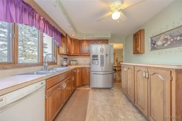 $2,200 | 6784 Bear Ridge Road, Pendleton, NY 14094