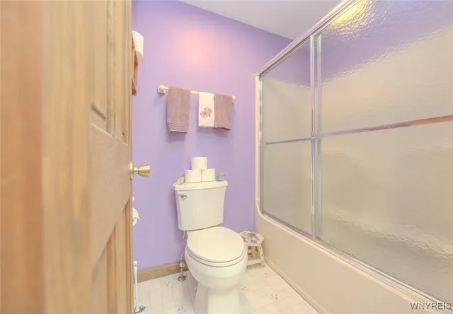 $2,200 | 6784 Bear Ridge Road, Pendleton, NY 14094