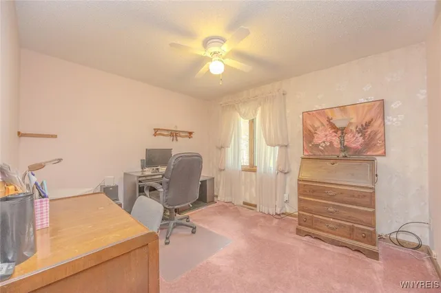 $2,200 | 6784 Bear Ridge Road, Pendleton, NY 14094