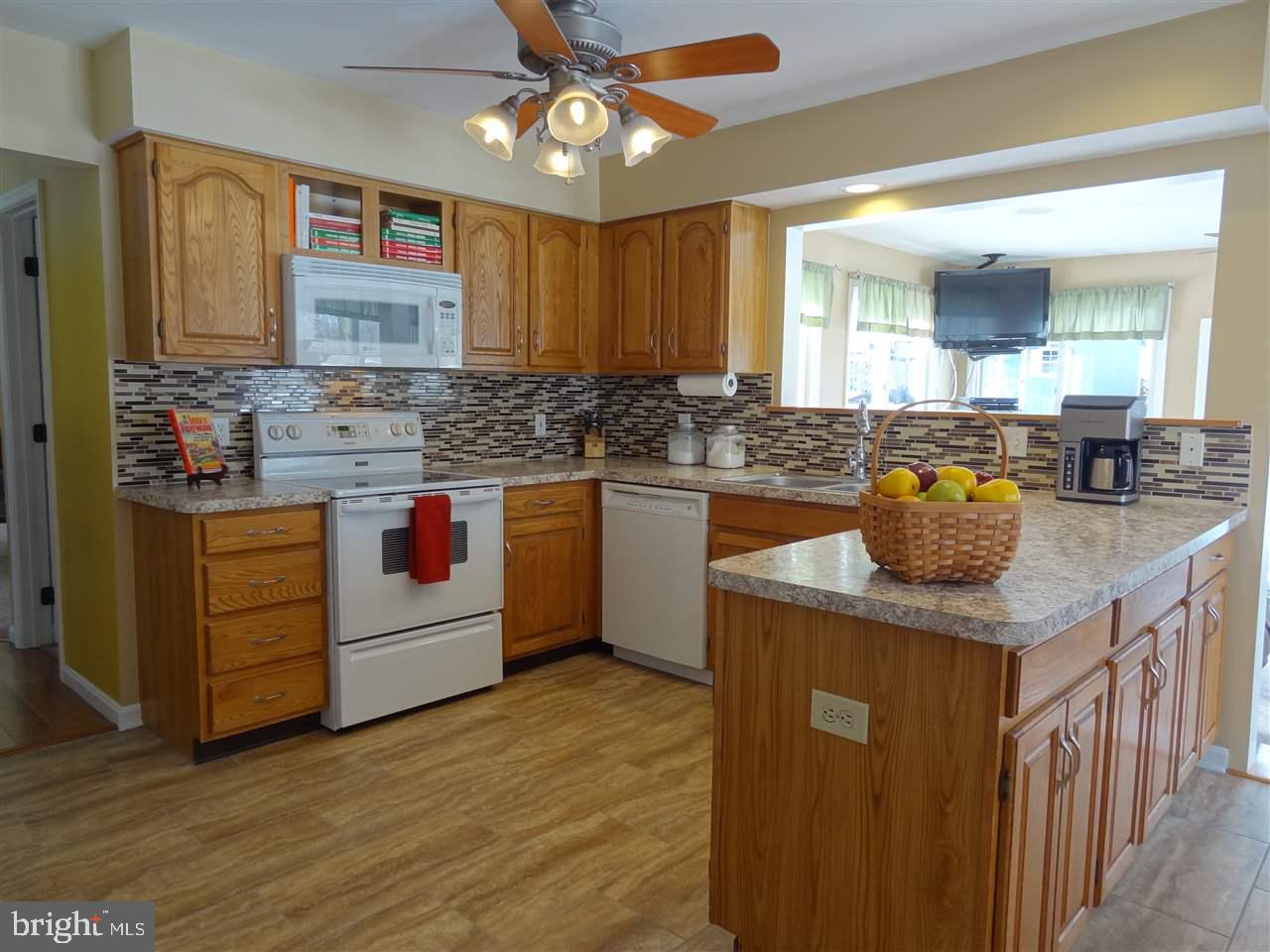 105 Ridgeview Drive Etters, PA 17319 - Photo 8 of 25 Gallery Image 8