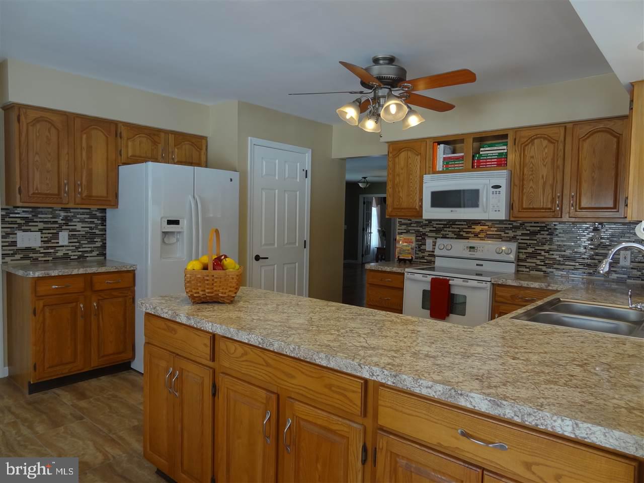 105 Ridgeview Drive Etters, PA 17319 - Photo 9 of 25 Gallery Image 9