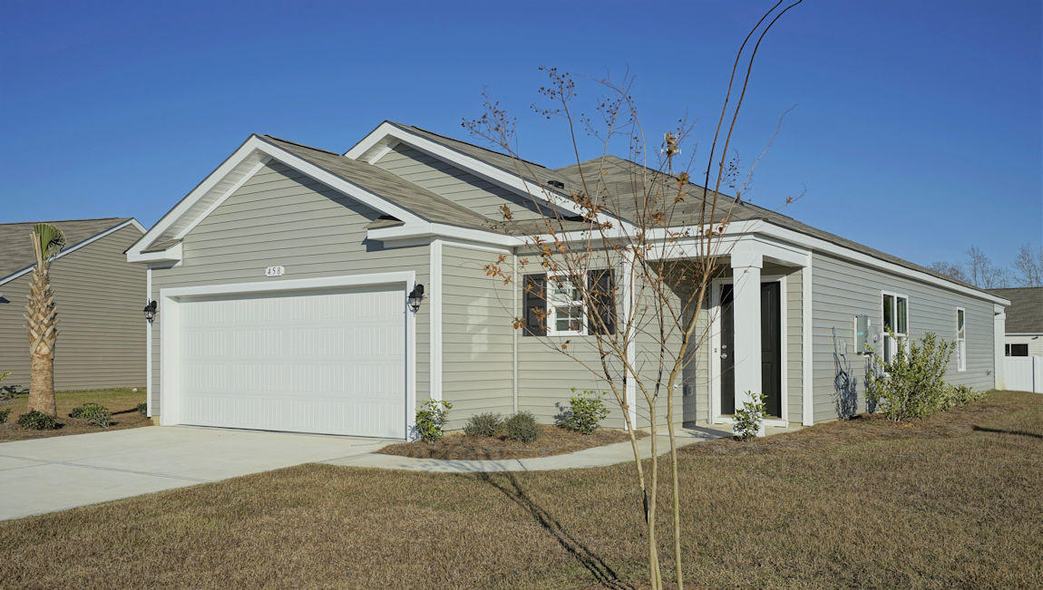204 Goshen Road Moncks Corner, SC 29461 - Photo 2 of 38 Curb Appeal!