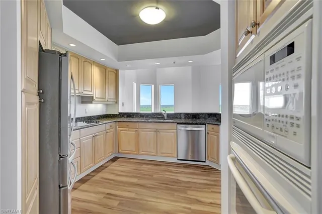 $4,000 | 1060 Borghese Lane, Unit 2001, Naples, FL 34114