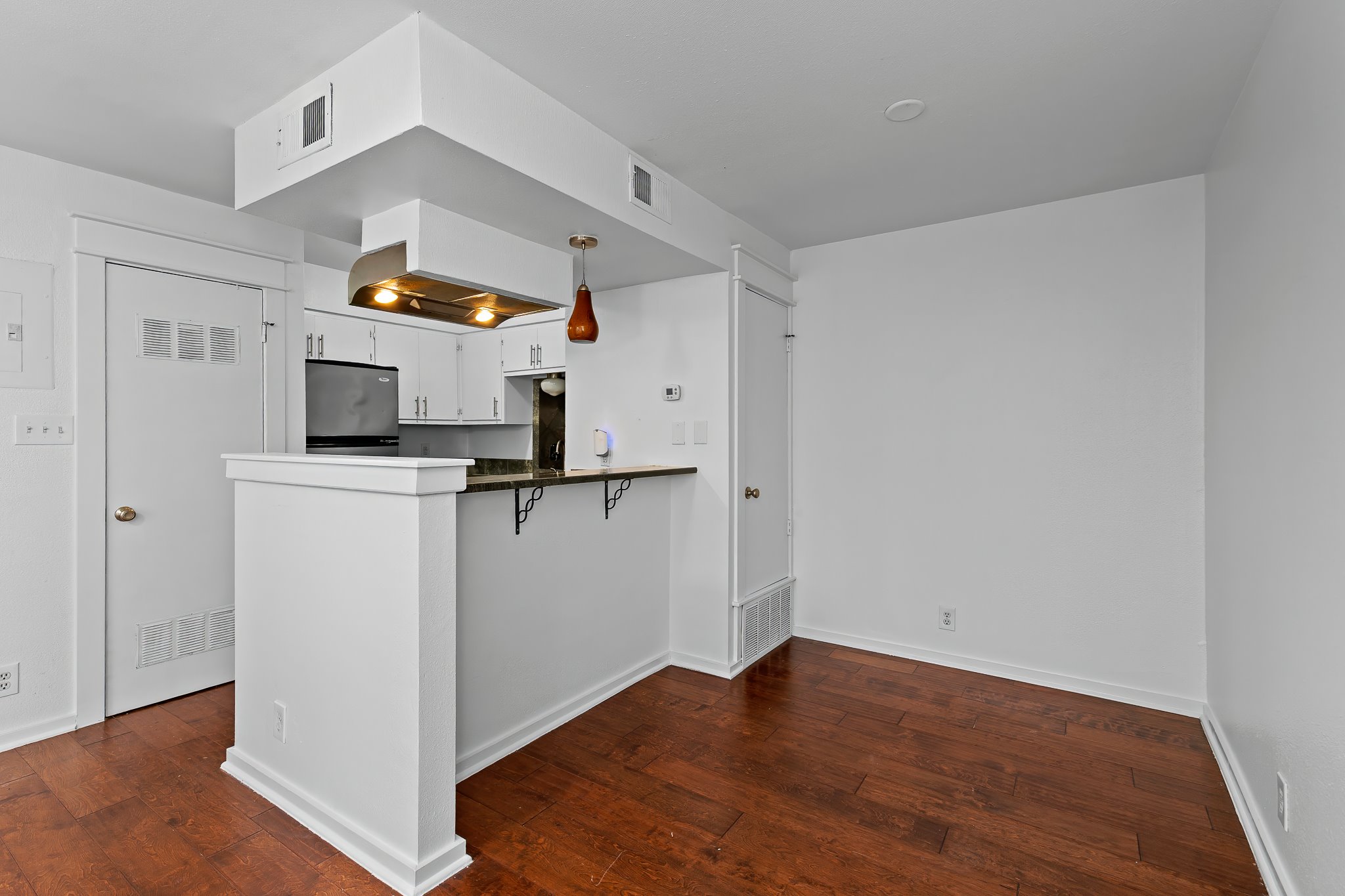 1405 Hartford Road, Unit 106 Austin, TX 78703 - Photo 11 of 30