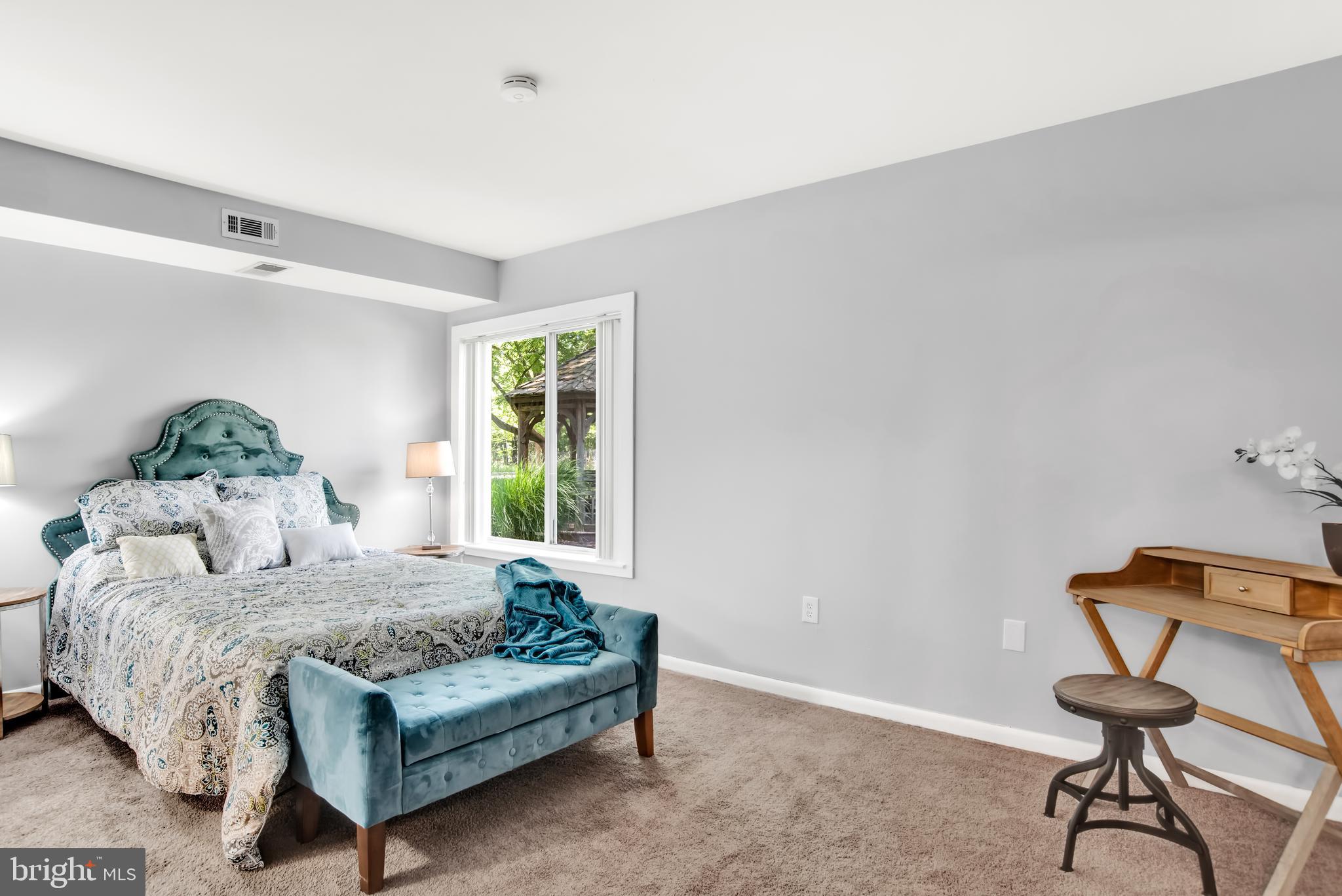 2572 Riva Road, Unit 5B Annapolis, MD 21401 - Photo 18 of 24 Master Bedroom