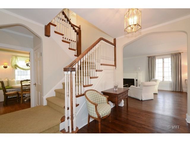 520 Meadow Road Winnetka, IL 60093 - Photo 3 of 25