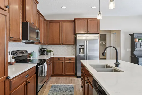 $639,900 | 260 Liberty Heights Drive, Chaska, MN 55318