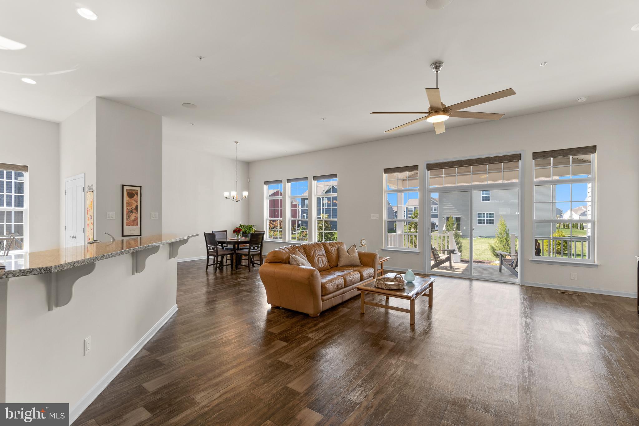 667 Stonegate Road Westminster, MD 21157 - Photo 4 of 51 Gallery Image 4